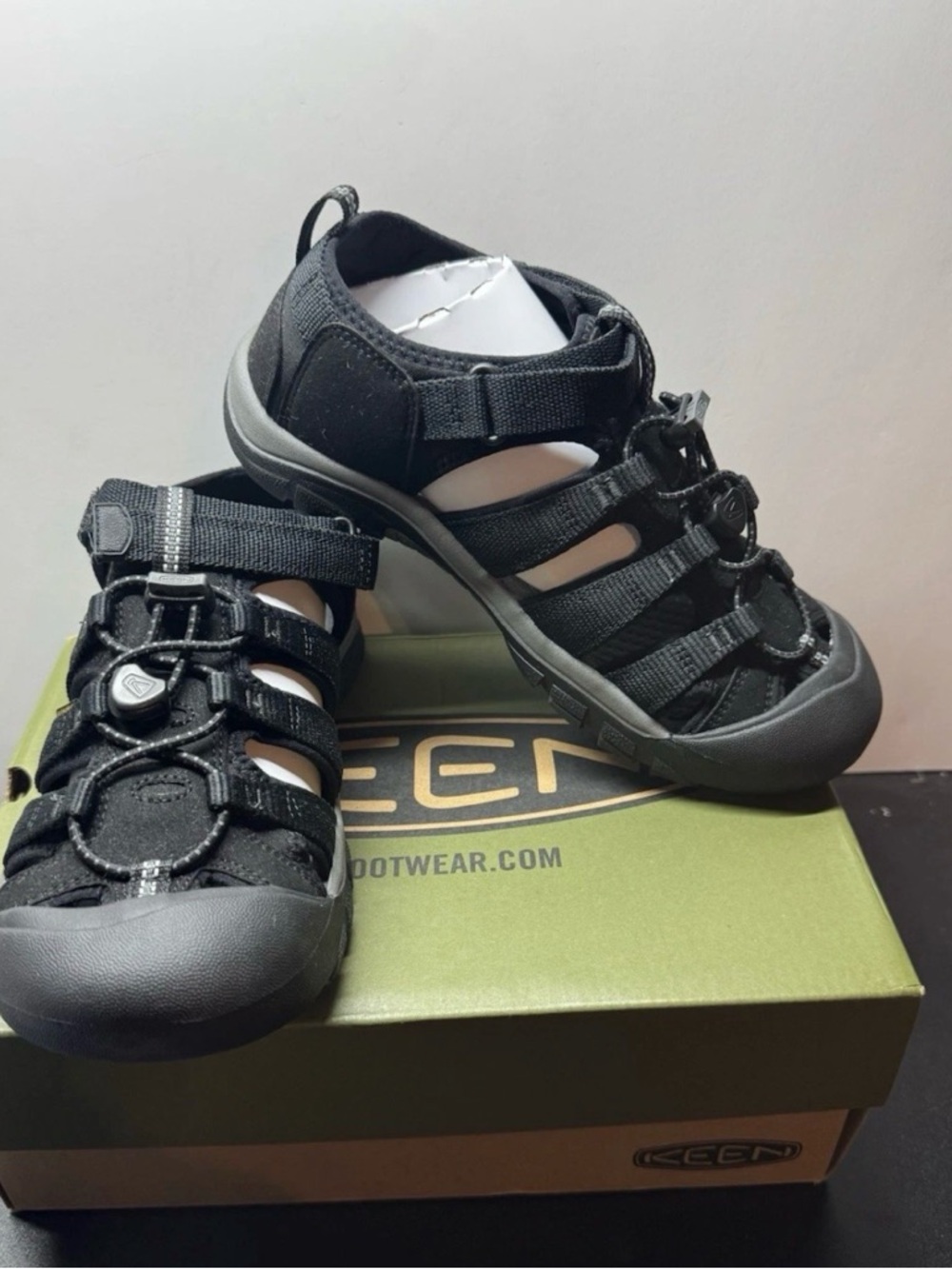 Keen Newport H2 Kids Black Closed-Toe Outdoor Sandals